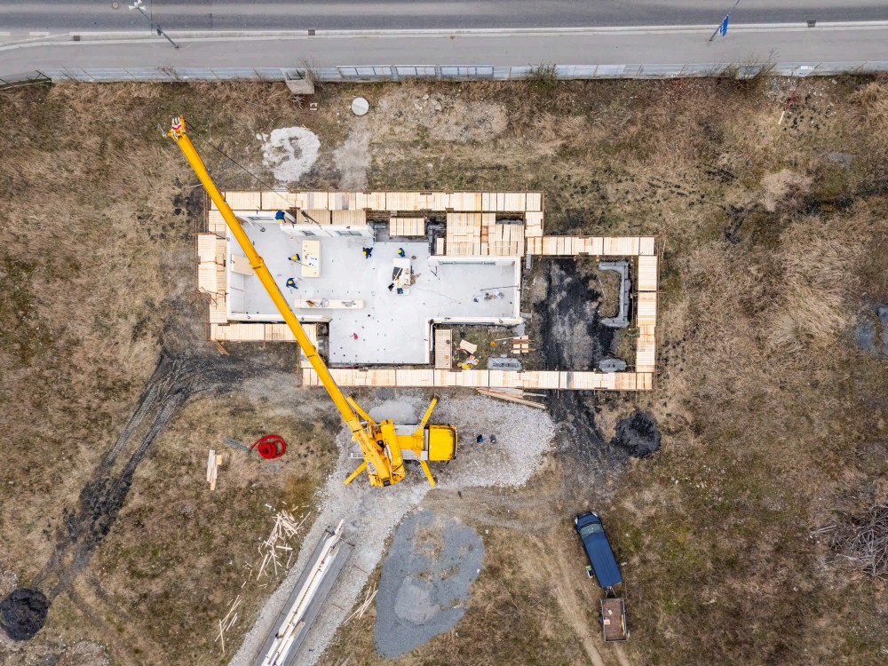 Doprava, montáž a předání domu (foto 15)
