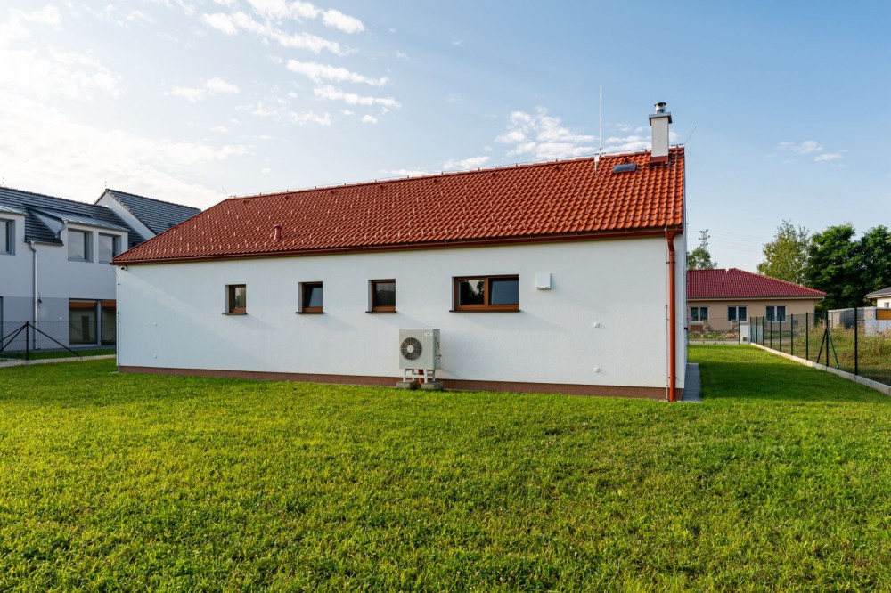 Dům na zelené louce (foto 6)