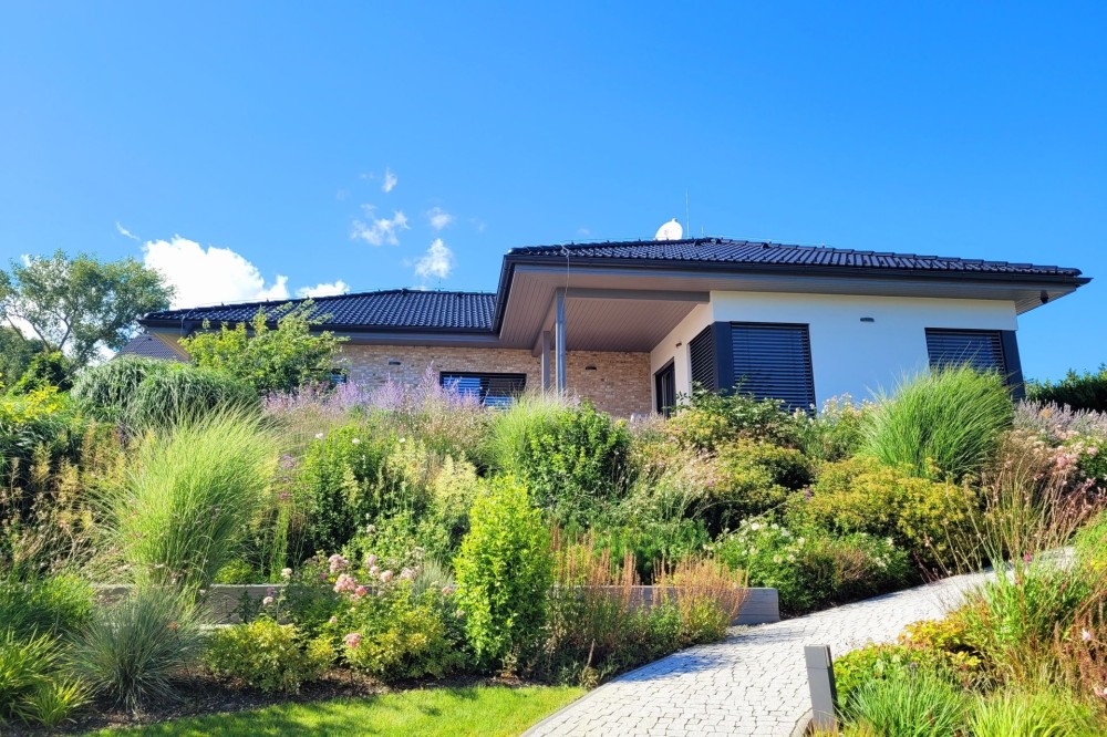 Skříně na míru? Ne, raději dům! (foto 1)