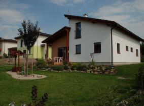 Od typového projektu k atypu a zpět