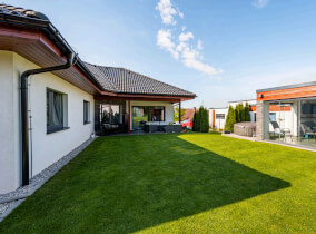 Přízemní individuální dřevostavba ATRIUM